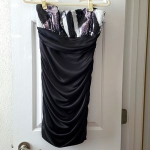 Size Large Speechless black strapless dress
